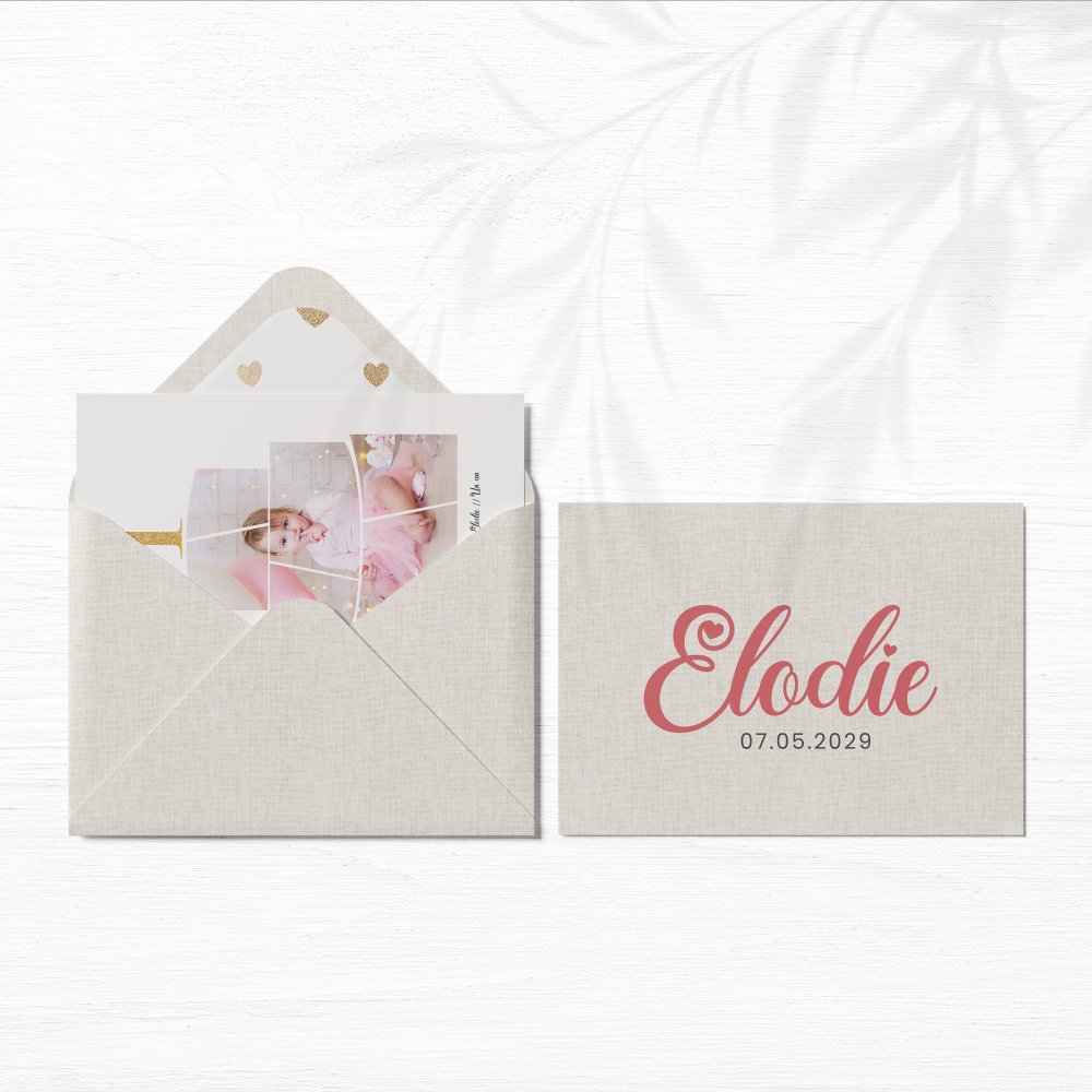 First Cake - Ici, la couleur dominante sert de repère calme et précis. Les alignements stables et la typographie nette composent une mise en page premium qui valorise la clarté. Conçue par nos illustrateurs, l’invitation assume une modernité discrète, débarrassée des effets. Nous assurons la personnalisation complète : vous nous envoyez le texte, nous le mettons en page, ajustons la palette et ajoutons un logo discret selon vos besoins. Au format digital, l’envoi est instantané et favorise une diffusion élégante. Chaque élément – hiérarchie, rythme, proportions – a été pensé pour offrir une lecture fluide et durable.