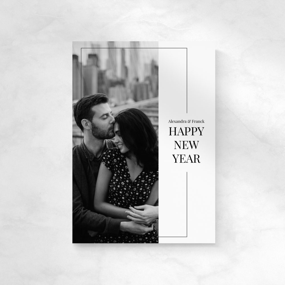 Classy B&W - הזמנה Golden Horizon מאירה במעברי זהב המזכירים זריחה זוהרת. מתאימה כברכה היא נושאת את המסר באור חם ואופטימי. הזהב הדומיננטי מעניק אצילות וברק ומקנה למילים נוכחות ברורה ומעודנת. המאיירים שלנו עיצבו דגם זה כפרסקו מואר המשלב מודרניות עם פיוט חזותי. אנו מסדרים את הטקסט בדיוק מתאימים גוונים או מוסיפים לוגו עדין לפי צורך. בפורמט דיגיטלי ההזמנה Golden Horizon נשלחת מיד לנמענים והופכת איחול להכרזה אלגנטית. התכתבות זו משקפת את הבהירות ואת הדחף של התחלה חדשה.