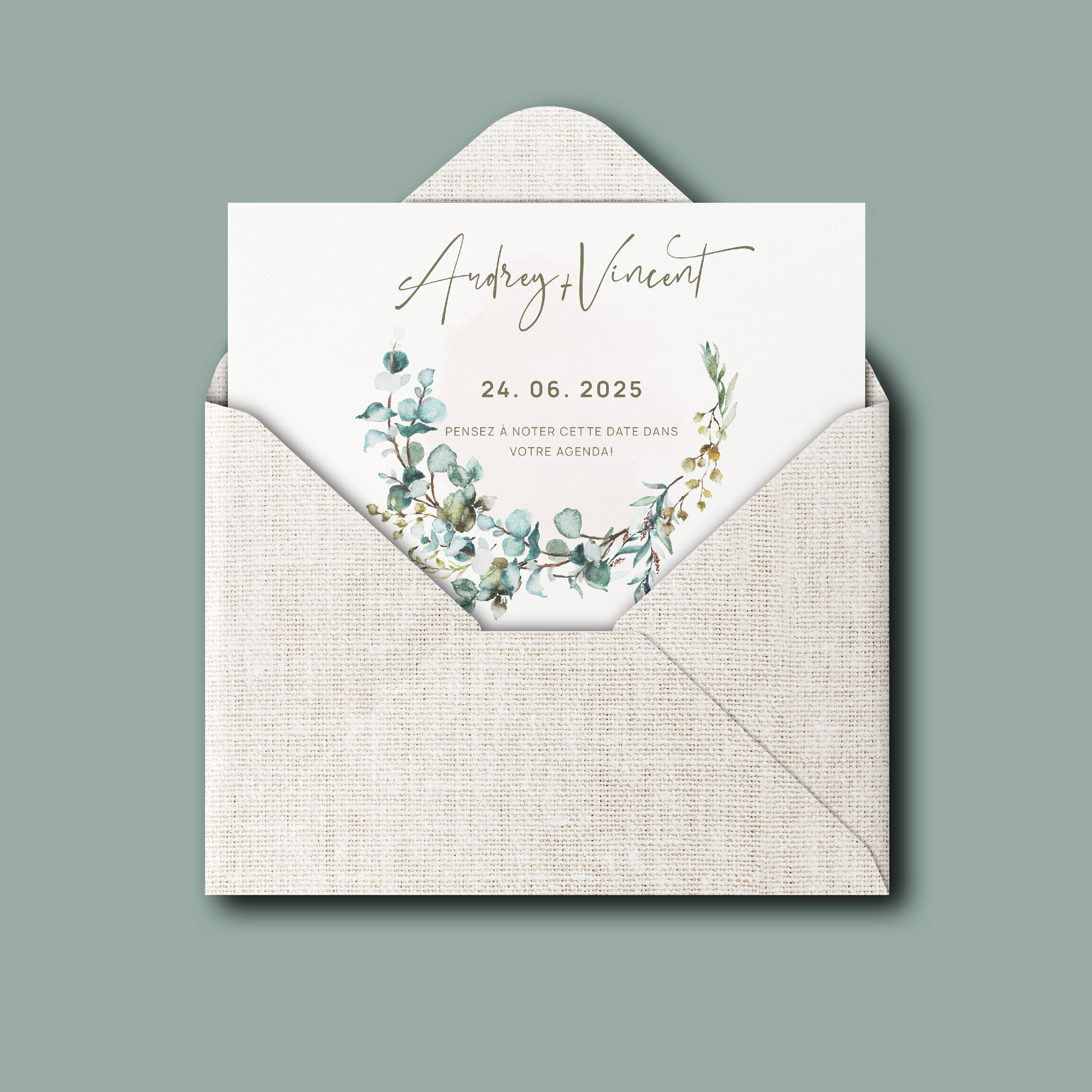 Eucaliptus Scent Std - Cette invitation met en lumière une dominante chromatique affirmée, adoucie par une mise en page sobre et une typographie claire. Nos créateurs ont conçu un design premium qui associe rigueur et élégance. Nous réalisons la personnalisation sur mesure : intégration du texte, ajustement des teintes, ajout discret d’un logo. Diffusée exclusivement en numérique, elle atteint vos invités immédiatement. Chaque choix – hiérarchie, contrastes, marges – a été calibré pour assurer fluidité et cohérence. Une correspondance contemporaine, sobre et raffinée.