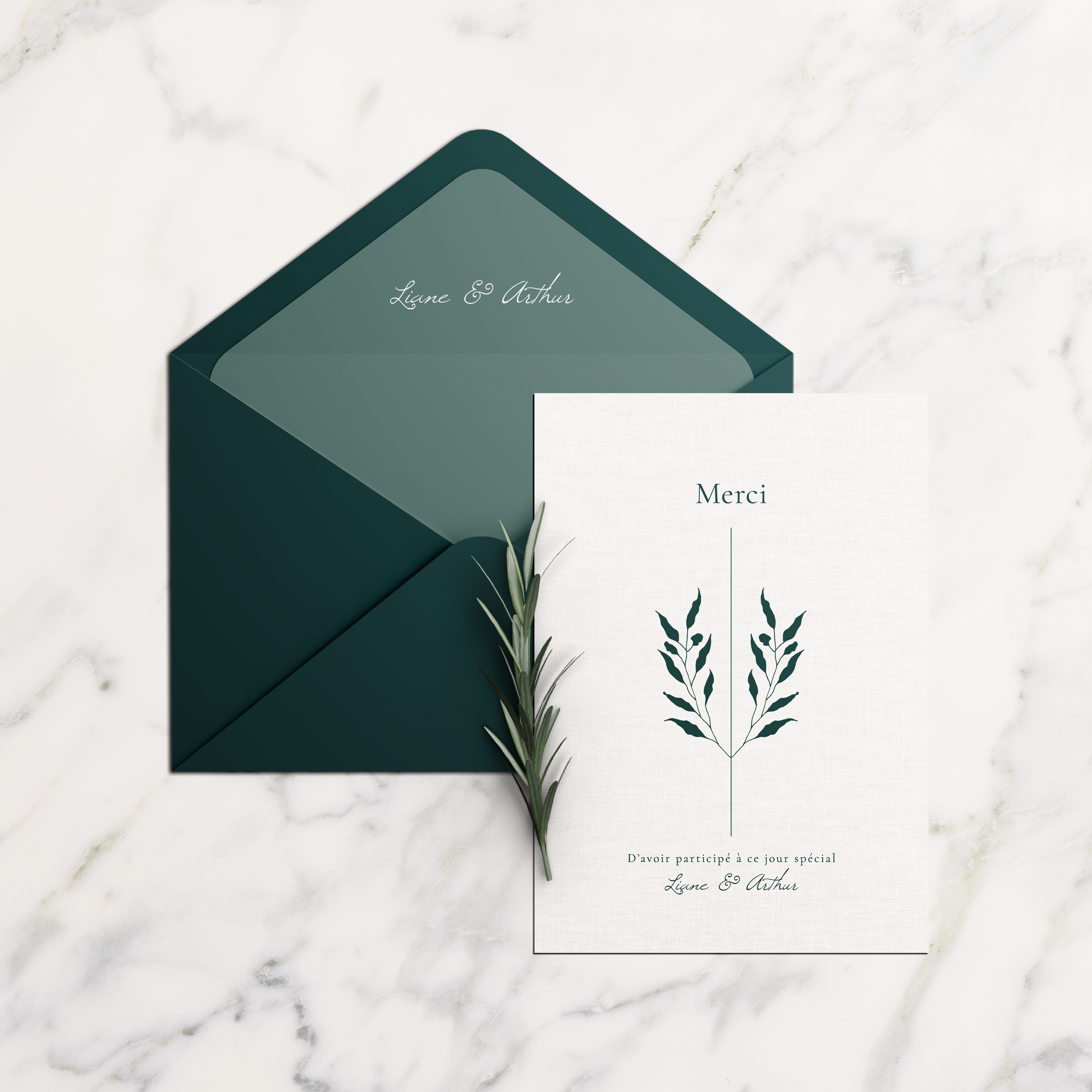 Green Linen Thanks - הזמנה זו מדגישה קפדנות אלגנטית צבע דומיננטי בטוח שוליים מאוזנים וטיפוגרפיה חדה. היוצרים שלנו העדיפו אסתטיקה פרימיום המדגישה קוהרנטיות ודיוק. אנו מבצעים התאמה מלאה שילוב טקסט איזון צבעים ולוגו עדין. בדיגיטל בלבד היא מגיעה מיד לנמענים. כל פרט היררכיה ניגודים ופרופורציות תוכנן לקריאה חלקה ואלגנטית. התכתבות עכשווית אמינה ומעודנת.